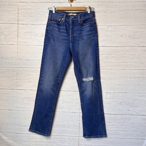 Levis Jeans Womens Size 28 Wedgie Straight Medium Wash Button Fly Stretch - Picture 1 of 16